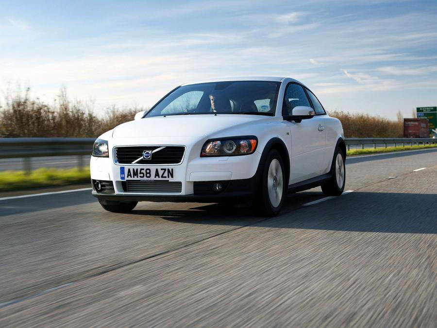  Volvo C30 DRIVe Efficiency 2008 года  (UK) (фото 8 из 8)